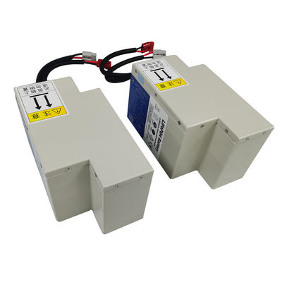 Bateria LiFePO4 à prova d'água de 48V 50Ah para empilhadeira AGV empilhadeira RV tractor sistema solar